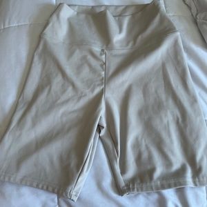 Grage biker shorts